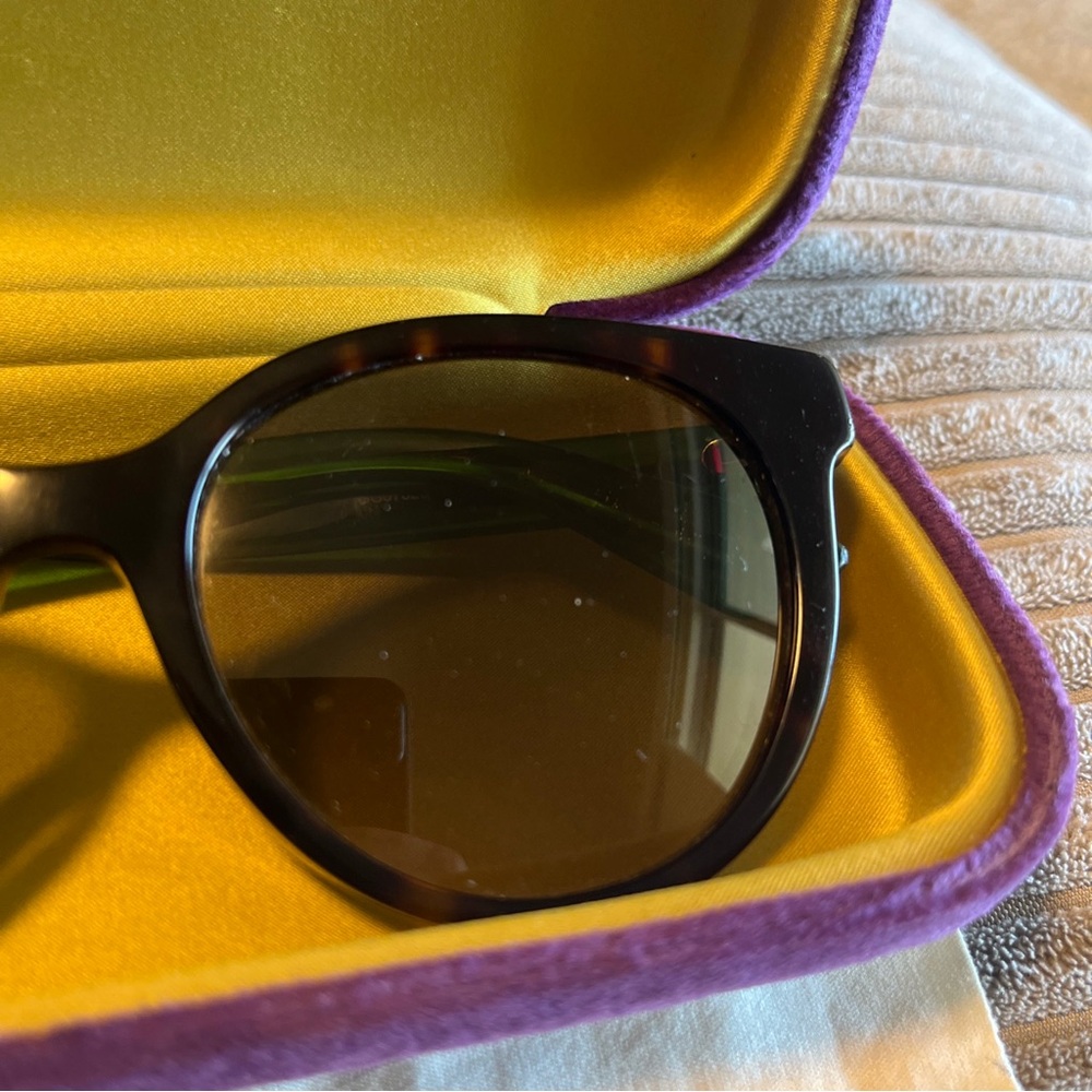 Authentic Gucci Sunglasses GG0702SKN 003 Green And Red Tortoise 54-19-145 - Picture 3 of 16